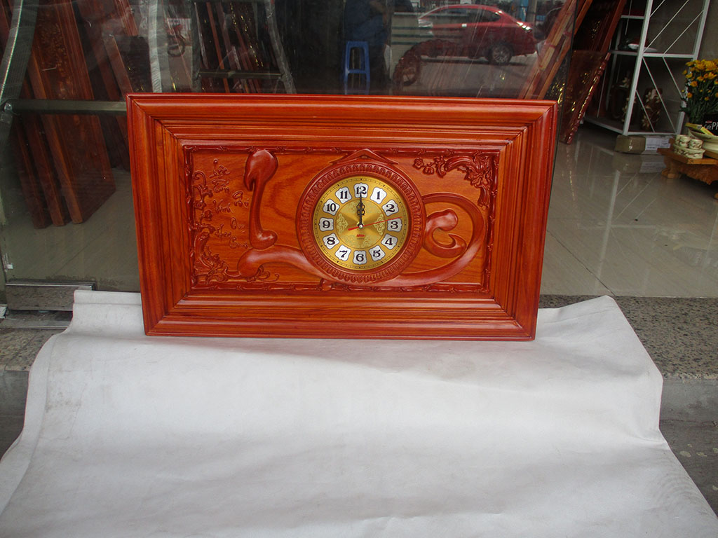 đồng hồ gỗ chữ lộc 68cm